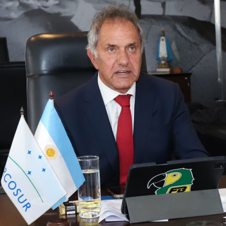 Scioli recibe el desafío: empresarios hoteleros lanzan propuestas para potenciar el turismo