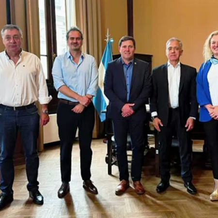 Arrecifes potencia su agenda cultural y celebra un nuevo logro automovilístico