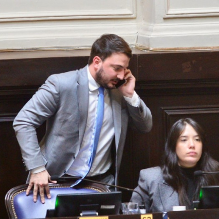 Libertarios meten presión sobre el PRO y tensan la votación del endeudamiento bonaerense