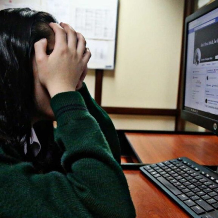 Educación digital obligatoria: sancionan cambios en la ESI por grooming