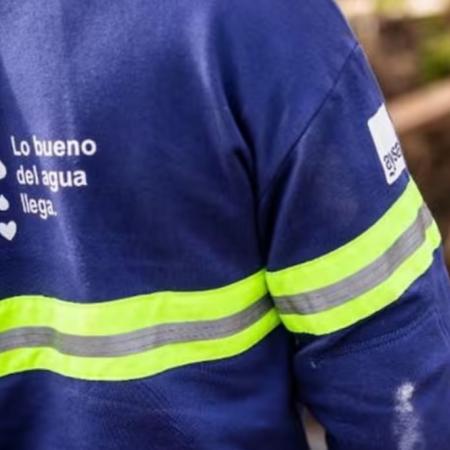 “Inconstitucional e irrazonable”: La Defensoría rechazó el DNU que permite cortar el agua por falta de pago