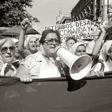 Kicillof se une a Madres de Plaza de Mayo por Hebe de Bonafini