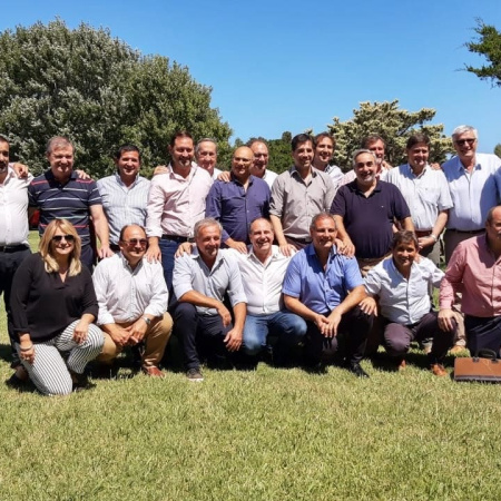 Intendentes radicales exigen previsibilidad y fondos libres en la pulseada por el Presupuesto bonaerense