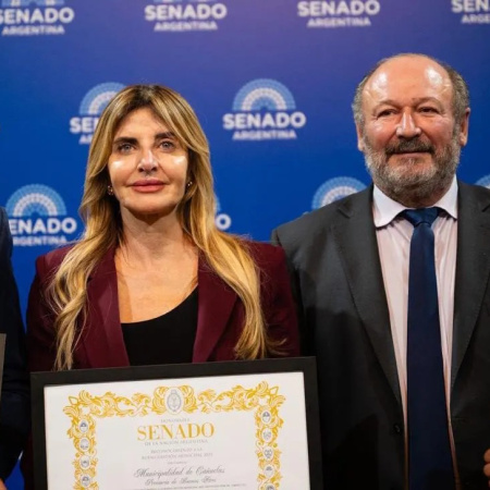 El Senado distinguió a Cañuelas por su Biblioteca Digital y Fassi reafirmó su compromiso con las instituciones