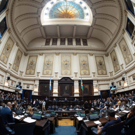 Diputados cierra filas y define autoridades después de la pulseada por la deuda