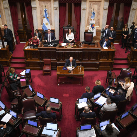 El Senado abrirá hoy el debate en comisión de la reforma laboral y quiere un trámite veloz