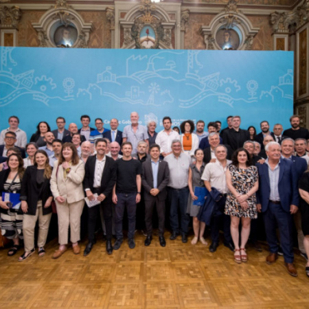 Kicillof se reunió con empresarios y empresarias pymes