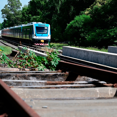 Con apoyo provincial, San Martín reanuda la obra del Paso Bajo Nivel de Perdriel