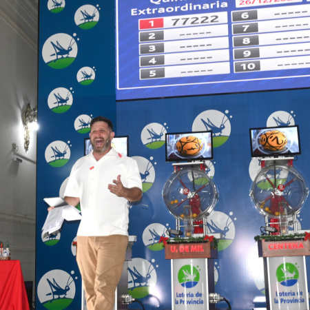 El 77.222 encabezó la suerte: así se repartieron los premios del Gordo de Navidad bonaerense
