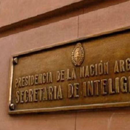 Auguadra toma la SIDE y se impone el núcleo duro de Milei