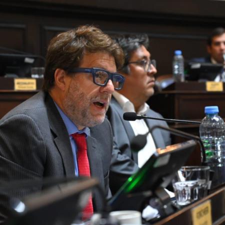 El radicalismo reclama que la educación vuelva a ser prioridad en la Provincia