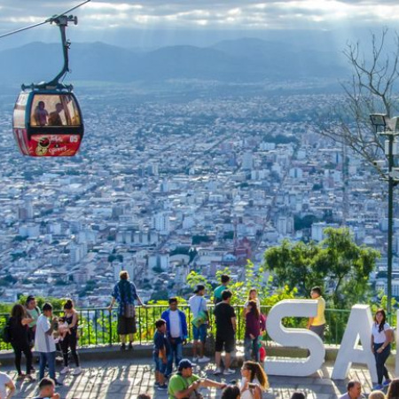 Créditos para viajar: el Gobierno lanza un plan para impulsar el turismo interno