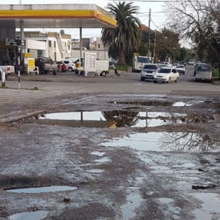 Pozos, abandono y reclamos sin respuesta en barrios de Mar del Plata