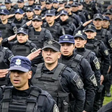 Policías desarmados y conflicto legal en la costa bonaerense
