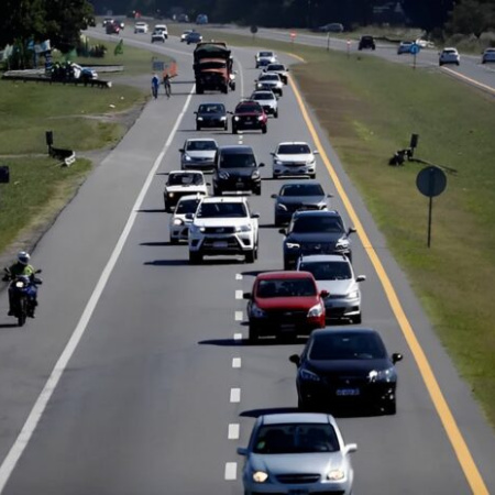 AUBASA registró una fuerte caída del tránsito hacia la Costa Atlántica: 100 mil autos menos que en 2025