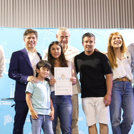 Ferraresi con Kicillof: “aspiramos a volver a tener un país donde el derecho a la vivienda sea una realidad”