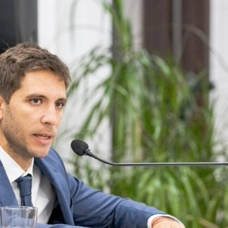 Desobediencia, obras y daño ambiental: denuncian a Passaglia