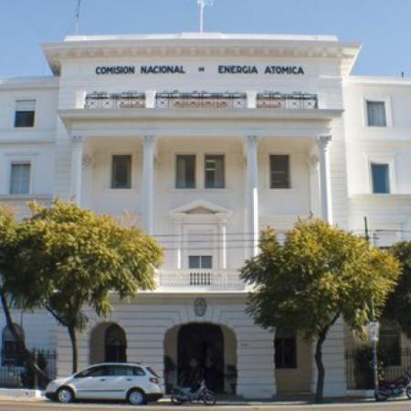 Grave denuncia en la CNEA: ATE habla de un desvío de fondos y prepara cortes de ruta