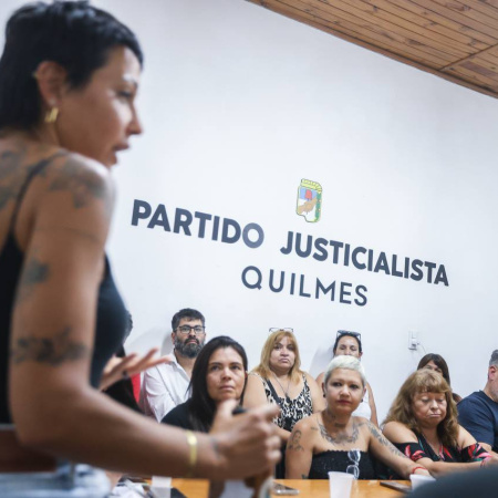 Rosca bonaerense: Mayra reunió al PJ de Quilmes y crece la presión para que Kicillof conduzca