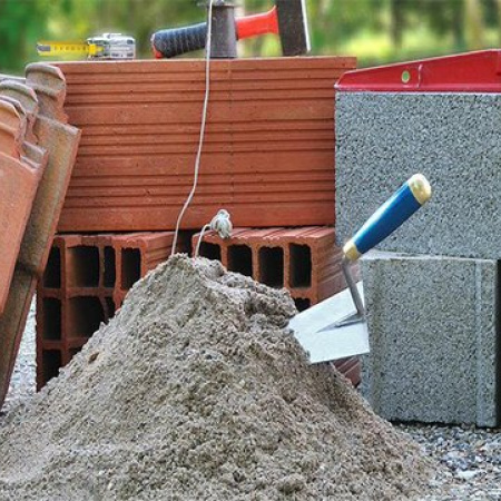 La construcción empieza 2026 con un freno: cayó la venta de cemento, ladrillos y otros insumos