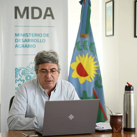 "Acá celebramos el trabajo local": Javier Rodríguez en la Fiesta del Tomate Platense