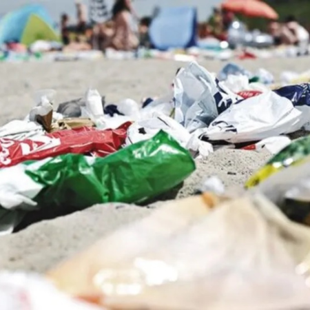 Monitoreo científico en la Costa Atlántica: la Provincia firmó un convenio con el Conicet