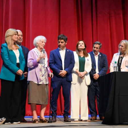Kicillof en el 8M: la PBA mantiene el único Ministerio de las Mujeres del país