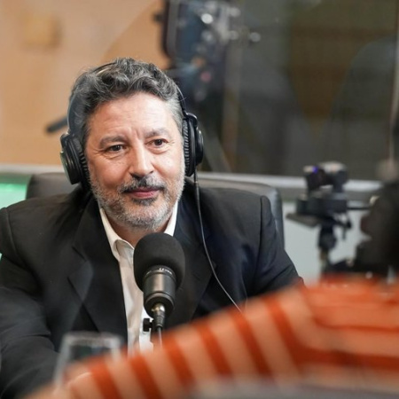 Menéndez se anota para la gobernación: la disputa  (no tan) silenciosa que empieza a armarse para 2027