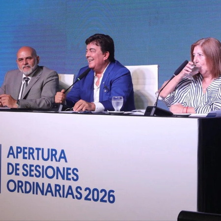 Apertura de sesiones: Zamora destacó obras y Espinoza cargó contra Milei