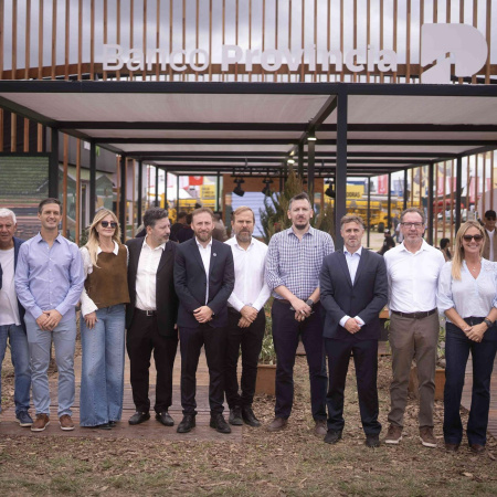 Intendentes, legisladores y referentes partidarios dijeron presente en Expoagro
