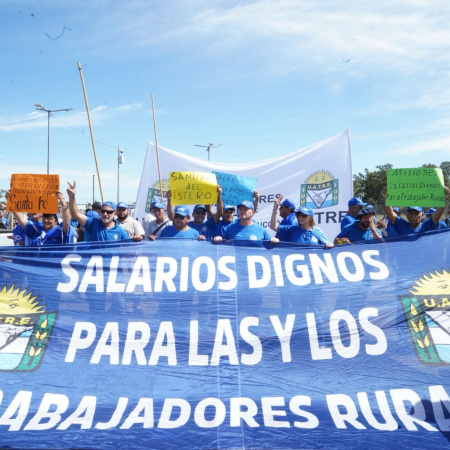 Trabajadores rurales protestaron en Expoagro por salarios y contra la reforma laboral