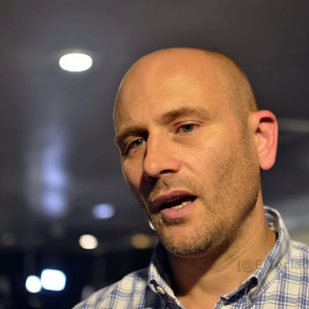 Lago criticó al Gobierno por tasas municipales: "Quieren destruir la Provincia"