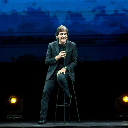 Dante Gebel lanza su candidatura presidencial en Lanús