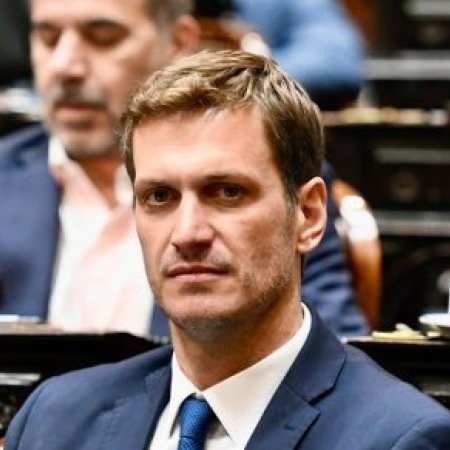 Del pizarrón al campo: buscan sumar agro-tecnología en todas las escuelas