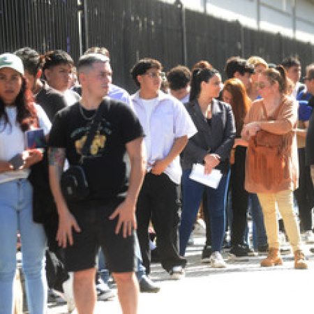 La desocupación subió al 7,5% en el cierre de 2025