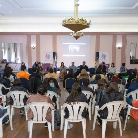 Necochea financiará estudios superiores con recursos propios