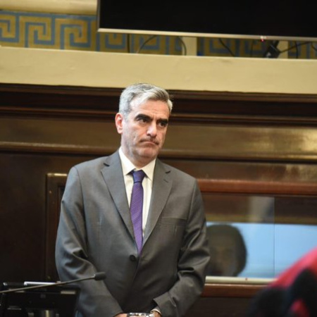 Impulsan eliminar un fondo fiduciario y apuntan contra estructuras “por fuera del presupuesto”