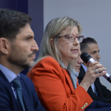 Confirman la existencia de comunidades digitales que promueven ataques masivos en escuelas