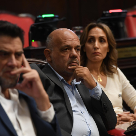 "El oficialismo defiende su viejo sistema de privilegios": la lucha por la BUP en la PBA