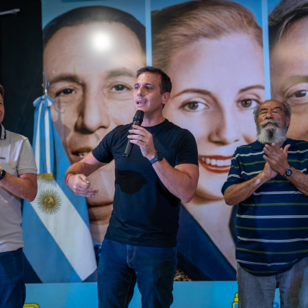 La Cámpora apuesta a Julián Álvarez para disputarle la FAM a Fernando Espinoza