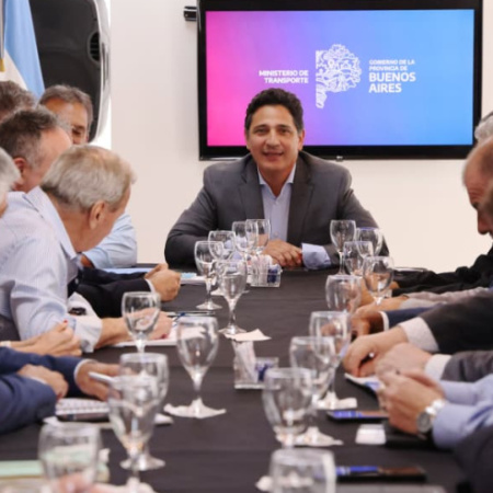 Transporte: la Provincia se reunió con cámaras y apuntó contra Nación por la crisis