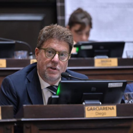 Garciarena desmiente a Bianco por el FEFIM: “El Ejecutivo no contemplaba ni un peso de libre disponibilidad”