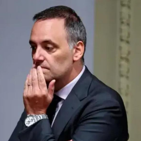 En medio de la causa por enriquecimiento, la Justicia confirmó el viaje de Adorni y su familia a Aruba