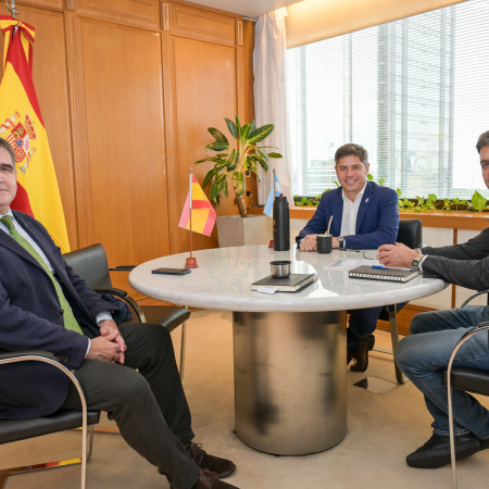 Kicillof viajó a España en busca de financiamiento y nuevas inversiones