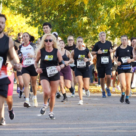 La Maratón de la Defensoría reunió una multitud para ayudar al Hospital de Niños