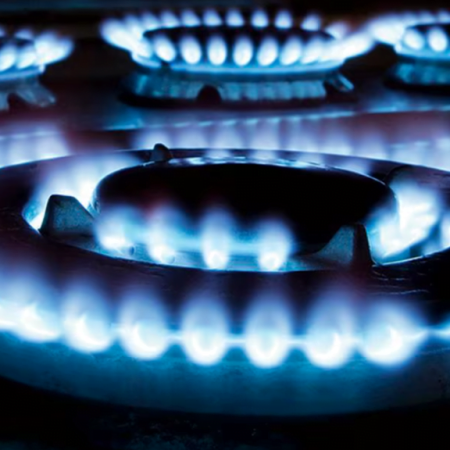 El Gobierno habilitó subas de hasta 50% en el recargo que financia los subsidios al gas en zonas frías