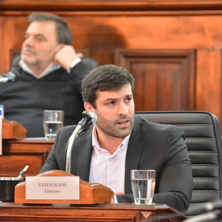 Proponen circuitos con señalética digital para rescatar la identidad de La Plata