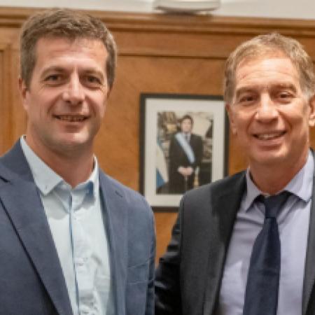 Santilli activa el armado bonaerense y suma respaldo desde San Pedro