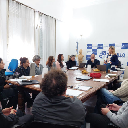 Tordillo: Olivera encabezó una mesa intersectorial por amenazas en escuelas