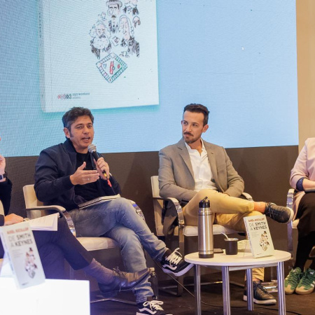 Kicillof en la Feria del Libro: "Si Keynes viera lo que pasa en la Argentina, se vuelve a morir"